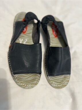 Blue Softinas Portugal Open-Toe Leather Slip-On Sandals size 39 (8.5 US)